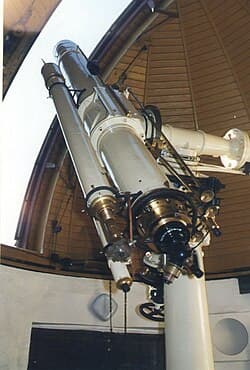 Refractor Telescope